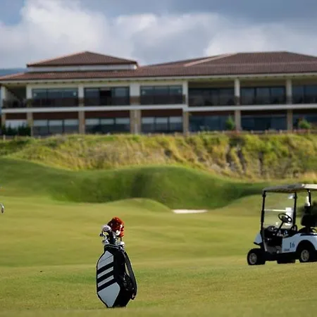 Golf & Peacock 33, 2.kat كوشاداسيه